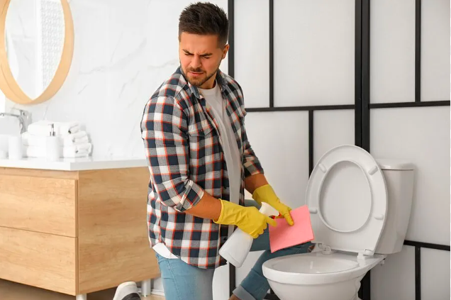 Common Signs Your Bathroom Odor Is Coming From the Sewer System